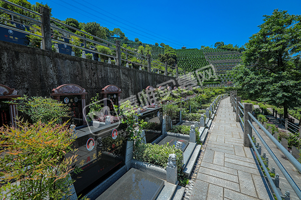安贤陵园
